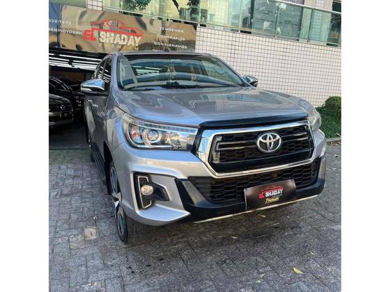 TOYOTA HILUX 2.8 STD 4X4 CD 16V DIESEL 4P MANUAL